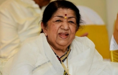 गायिका लता मंगेशकर